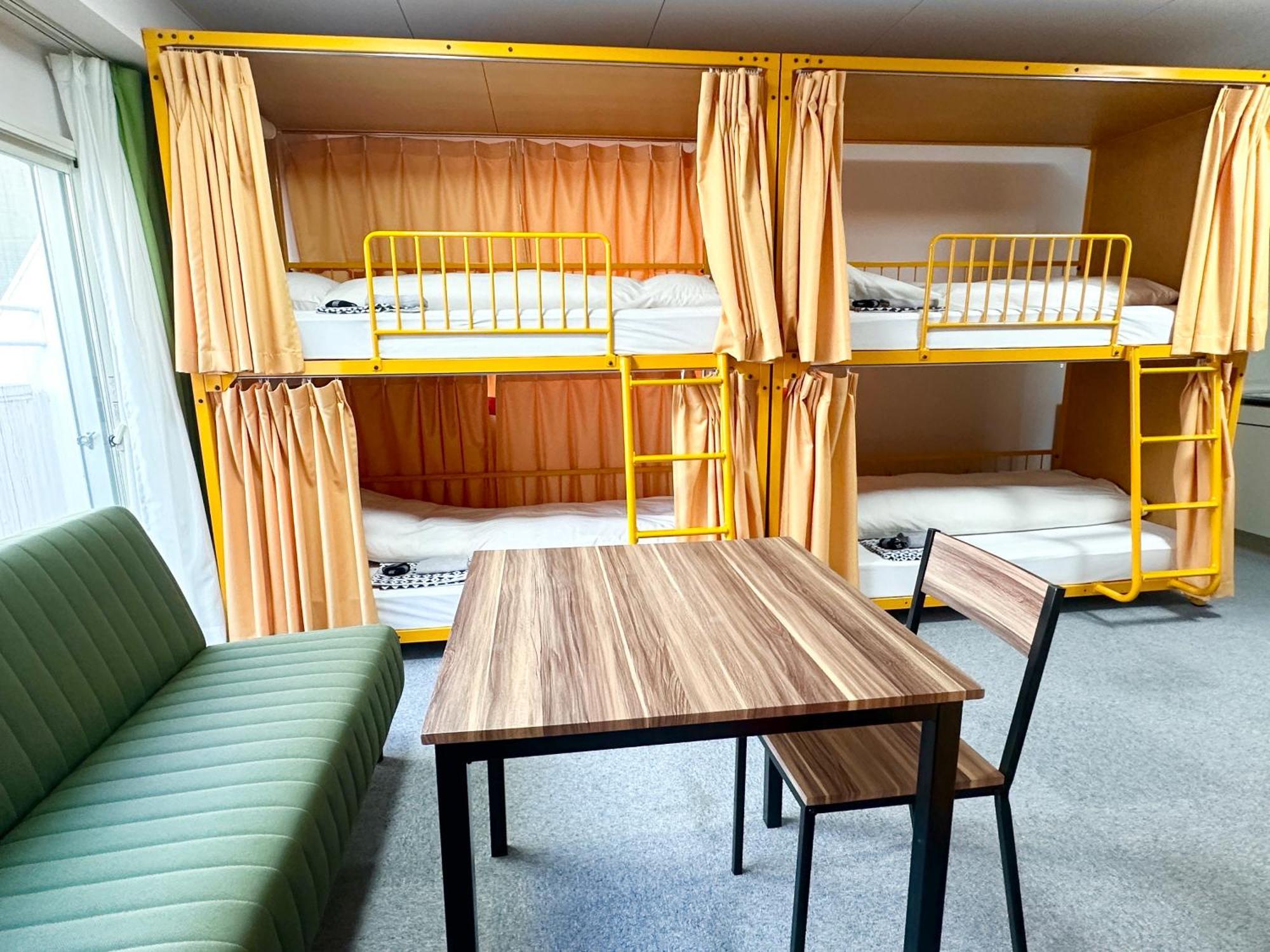 Apartment Room Kitchen 3 Bunk-Beds